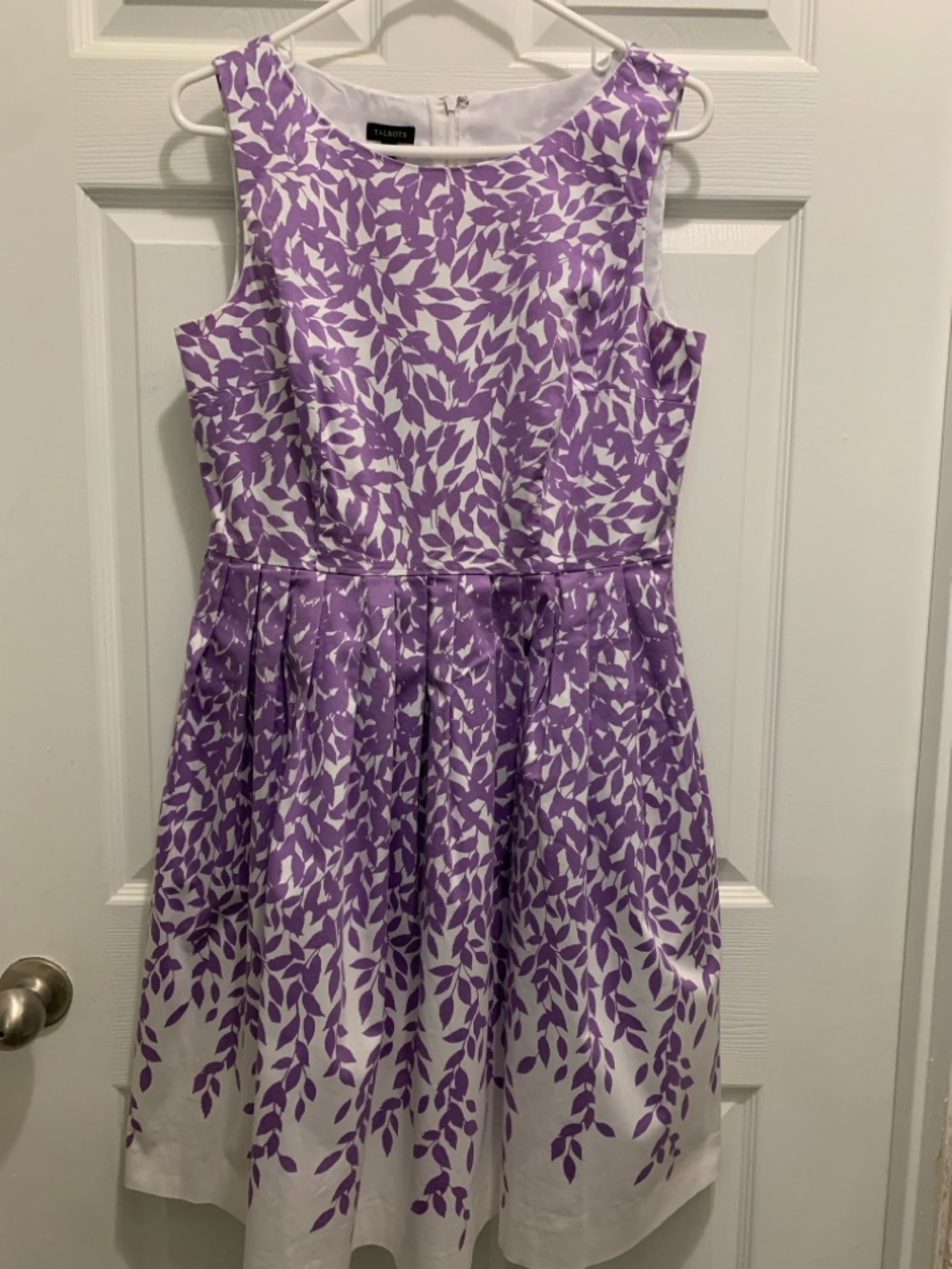 Talbots Sleeveless Dress Size 8 Fitted Bodice Full Skirt Fully Lined